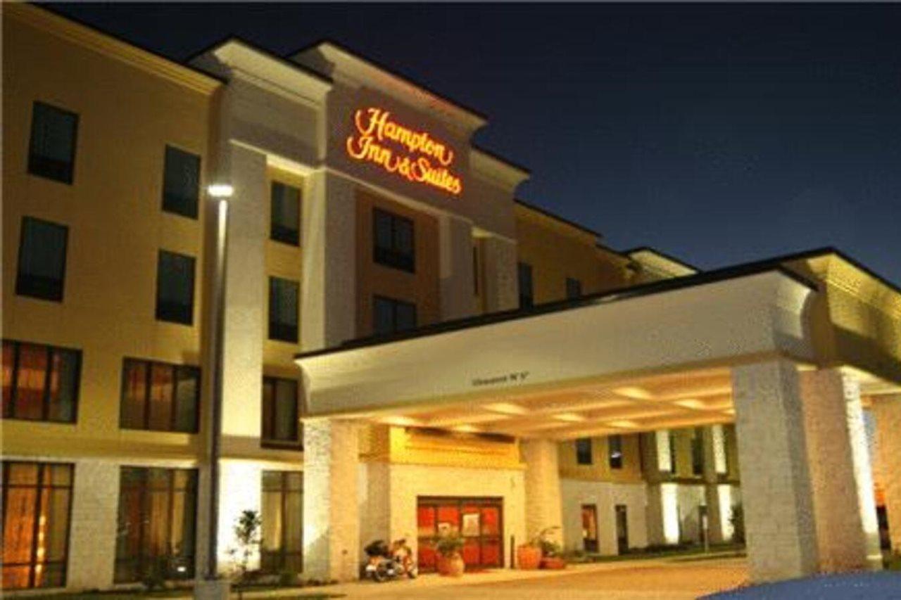 Hampton Inn & Suites Bastrop Exteriör bild