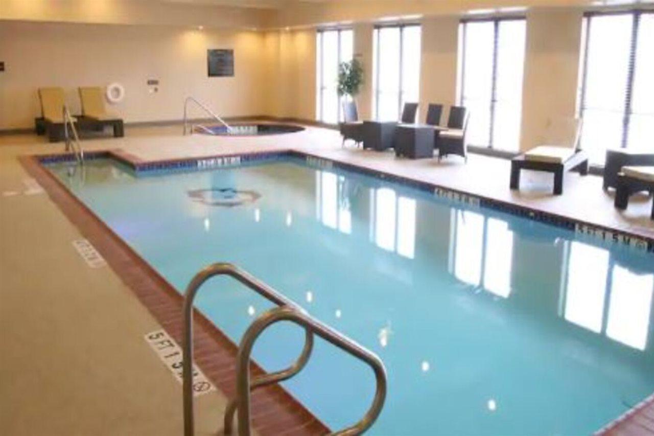 Hampton Inn & Suites Bastrop Exteriör bild