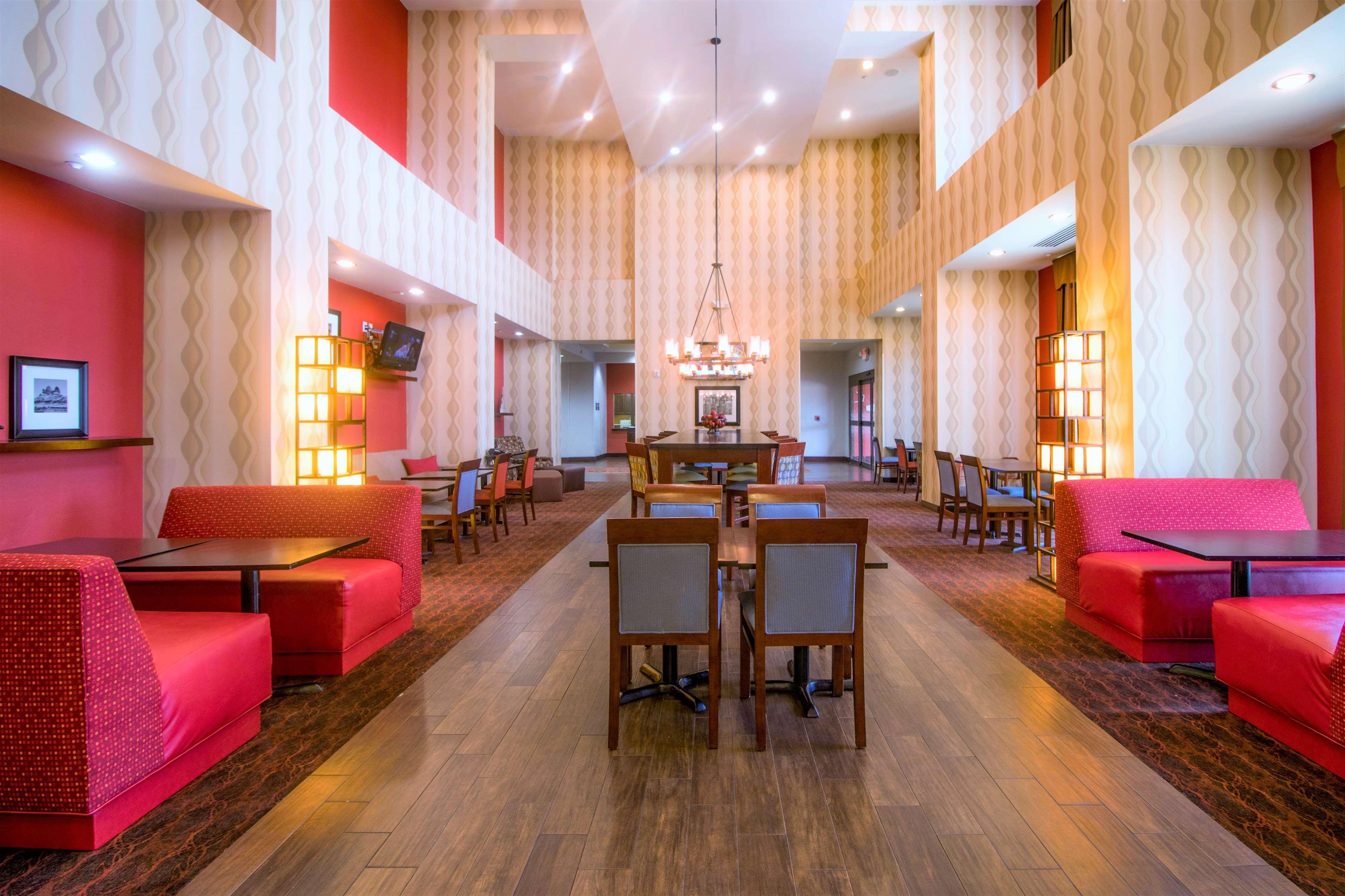 Hampton Inn & Suites Bastrop Exteriör bild