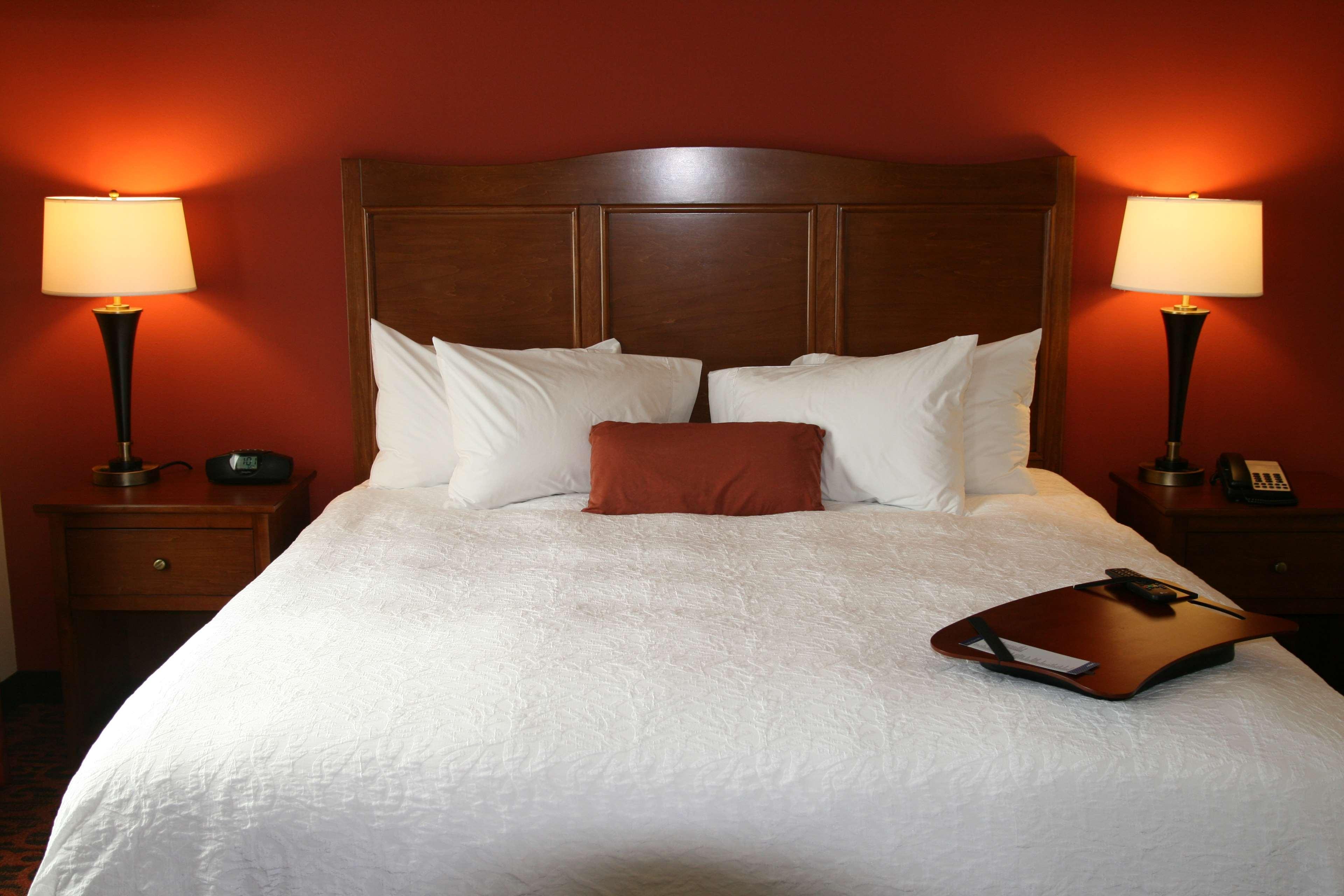 Hampton Inn & Suites Bastrop Rum bild